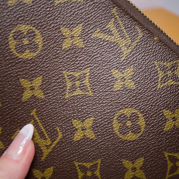 Louis Vuitton Zippy Organizer - Picture 6 of 15